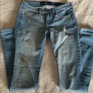 Hollister Low-Rise Skinny Jeans size 0R